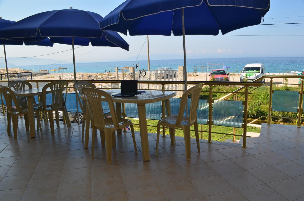 Vila Hadhri Borsh Esterno foto