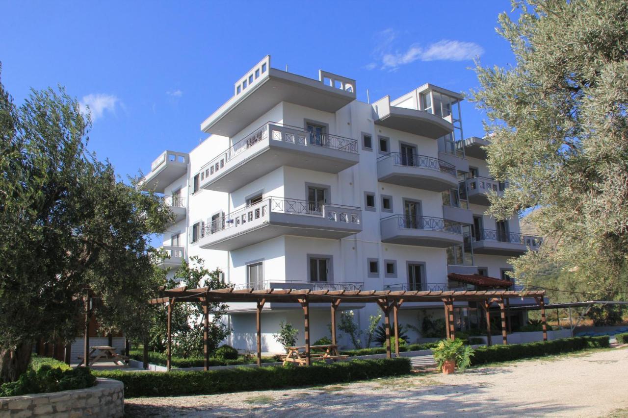 Vila Hadhri Borsh Esterno foto